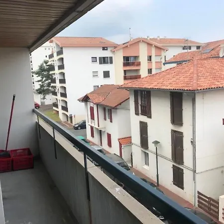 Apartmán Euskualduna - A 700m Du Centre Ville